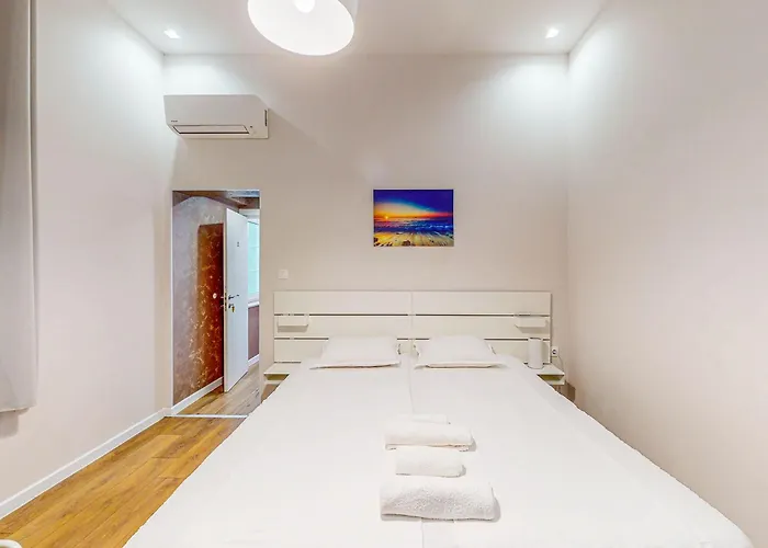 Apartment Markoni 2 *